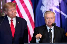 Donald Trump, entonces un expresidente, con el senador republicano Lindsey Graham en Columbia, Carolina del Sur, el 28 de enero del 2023.