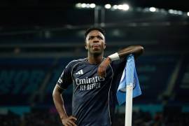 Vinicius Júnior comandó la clasificación del Real Madrid ante Manchester City en la UEFA Champions League 2025-26, en una noche clave para los merengues rumbo a los cuartos de final.