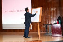 José Ángel Gámez Hernández compartió herramientas relacionadas con el desarrollo humano, la autoconciencia y el autoconocimiento.