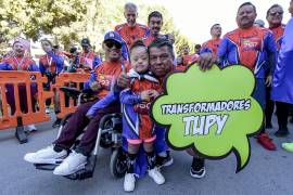 Los menores del CAM iniciaron su recorrido a las 9:00 de la mañana acompañados por personal de Tupy.