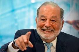El empresario Carlos Slim reavivó el debate sobre el sistema de pensiones en México al sugerir que los adultos mayores continúen trabajando hasta los 75 años y que los apoyos como la Pensión del Bienestar y la jubilación del IMSS sean replanteados.