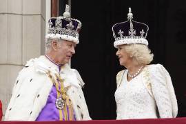 Así inicia el reinado del Carlos III tras una larga espera para ser el monarca británico (fotos)