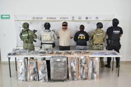 Fiscalía de Quintana Roo confirma detención de ‘El Rayo’, ligado a la venta de drogas para el CJNG y a más de cinco homicidios y desapariciones.