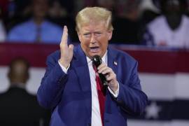 El candidato presidencial republicano y expresidente, Donald Trump, durante un foro público en el Dort Financial Center, el martes 17 de septiembre de 2024, en Flint, Michigan.