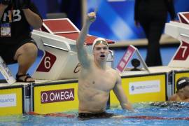 El nadador francés de sólo 21 años de edad, rompió el récord establecido en los Juegos Olímpicos Pekín 2008.