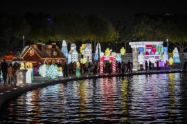 El evento Luztopía regresó a las instalaciones del Parque Fundidora en Monterrey.