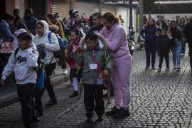 La ruta del plan 2025-2030 establece fases por nivel escolar: en preescolar, denominado Semillas de la honestidad; para primero y segundo de primaria, será Aprendices de la honestidad.