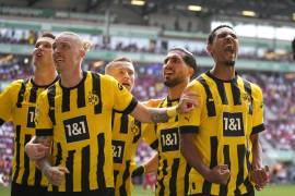 Borussia Dortmund cumplió luego de la derrota del Bayern y se acerca al ansiado título de la Bundesliga.