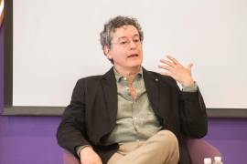 Jesús Humberto Aguilar Esparza, profesor del Rochester Institute of Technology, recomendó capacitar al personal y supervisar los resultados de las herramientas de inteligencia artificial.