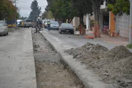 Debido a las recientes lluvias y a una mala compactación, nuevamente se registró un hundimiento en la calle Sierra Mojada, de la colonia República, en Saltillo.