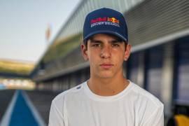 Ernesto Rivera ha tenido una destacada participación en su corta carrera al volante, pasando del karting a las grandes ligas europeas.