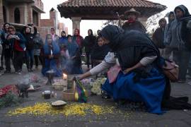 El gobierno municipal de Charapan informó que está en coordinación con la Policía Estatal y las Fuerzas Federales para atender la situación.