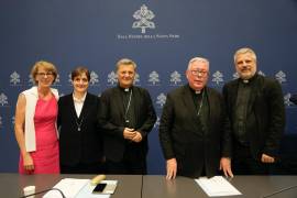 Presentación del Instrumentum Laboris (documento de trabajo), las nuevas directrices para el Sínodo de los obispos en el Vaticano.