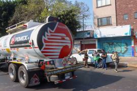 Pemex reiteró el llamado a denunciar de forma segura y anónima cualquier actividad ilícita relacionada con hidrocarburos.