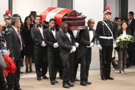 El gobierno peruano coordinó los funerales del exmandatario, comenzando en el Museo de la Nación | Foto: EFE