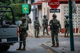 Autoridades de distintas corporaciones acudieron a los lugares y peritos realizaron el procesamiento de las escenas y la integración de las carpetas de investigación.