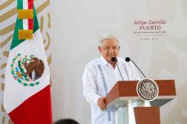El mandatario encabezó una ceremonia por el Aniversario Luctuoso de Felipe Carrillo en Yucatán | Foto: Cuartoscuro