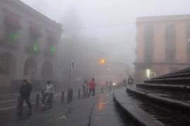 Se esperan fuertes lluvias, temperaturas bajo cero, vientos de hasta 80 km/h y oleaje de más de 2 metros, según el SMN.