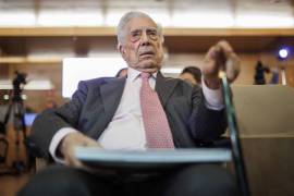 Vargas Llosa, de 87 años, fue hospitalizado por COVID desde el sábado pasado y ya fue dado de alta.
