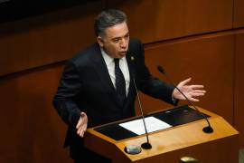 Tanto Enrique Inzunza Cazárez como el alcalde de Culiacán con licencia, Juan de Dios Gamez Mendivil, pueden participar.