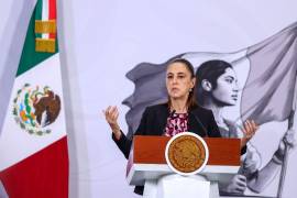 La Presidenta informó al Senado que saldrá del país esta semana para asistir a una cumbre convocada en Barcelona por el gobierno español.