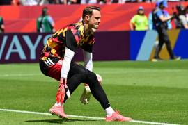 Manuel Neuer es una leyenda que mantiene récords buenos y uno no tanto, pero es el futbol que nos da historias fascinantes.