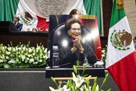 Ceremonia de cuerpo presente de Ifigenia Martínez, en el pleno de la Cámara de Diputados. La bancada de Morena encabezada por Ricardo Monreal, recibieron a familiares de la legisladora de este partido y quien entregó la banda Presidencial a Claudia Sheinbaum Pardo.