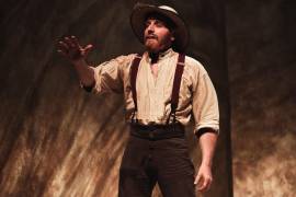 La vida de Van Gogh vuelve al teatro de a mano de Mario Iván Martínez