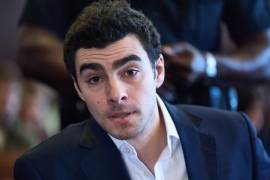 FILE - Luigi Mangione appears in Manhattan Criminal Court for an evidence hearing, Thursday , Dec. 18, 2025, in New York. (Curtis Means/Pool Photo via AP, File)