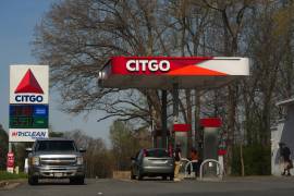 California es el estado con el precio más elevado: hasta 5.9 dólares por galón.