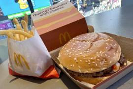 FDA da a conocer que aumenta a 90 personas infectadas con E. coli tras comer en McDonald’s