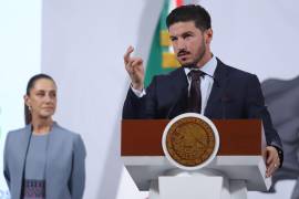 El titular del Ejecutivo estatal no precisó la cantidad de días que estará afuera de Nuevo León.