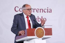 El director del IMSS-Bienestar señaló que México tiene una de las regulaciones más estrictas de Norteamérica para controlar tanto el fentanilo de uso médico.