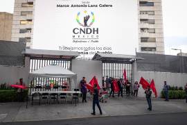 La CNDH atribuyó la propuesta a una transformación administrativa orientada a eliminar duplicidades y plazas que considera innecesarias.