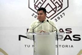 Lorenzo Menera, gerente del Simas Piedras Negras, es hermano de Daniel Menera, uno de los 37 criminales que el gobierno de Claudia Sheinbaum entregó ayer a las autoridades estadounidenses.