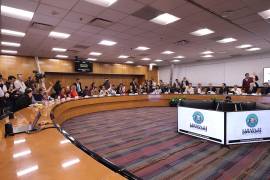 Durante la discusión del Presupuesto de Egresos en la Cámara de Diputados, la oposición pidió destinar 50 mil mdp para la seguridad de los municipios, pero Morena lo ignoró.