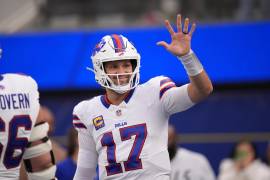 Josh Allen fue fundamental en la victoria de Buffalo Bills sobre Los Angeles Rams, mientras Tyler Bass aseguró el triunfo con su patada en tiempo extra.