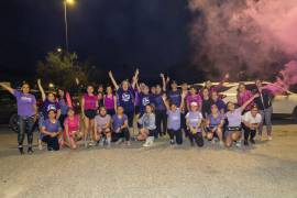 Las participantes de la primera edición de “8KM Power” compartieron un momento de sororidad y motivación antes de iniciar la carrera.