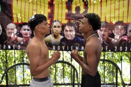 El joven pugilista de Ramos Arizpe se prepara para la pelea estelar, enfrentándose a Leonardo “El Power” Gómez en un combate decisivo.