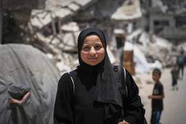 Sarah Qanan en Jan Yunis, Franja de Gaza. Qanan forma parte de una generación de palestinos, que no ha tenido acceso a la educación en el territorio desde que comenzó la guerra en octubre de 2023