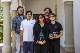 Alumnos del CONALEP que resultaron con el 3er lugar en la Olimpiada de Robótica en Londres