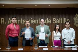 El alcalde Javier Díaz González encabezó la instalación del Comité Municipal de Salud de Saltillo, conformado por autoridades de los tres órdenes de gobierno, representantes del sector salud, universidades y organismos civiles.