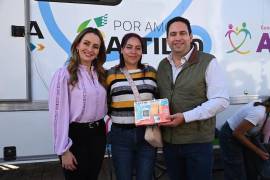 Autoridades municipales y estatales reconocieron la importancia del papel de la mujer dentro de la sociedad saltillense.