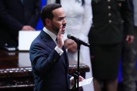 El presidente de Colombia, Abelardo de la Espriella, presta juramento en Cali, Colombia, el viernes 7 de agosto de 2026.