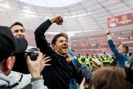 Xabi Alonso logró una épica hazaña al llevar al Bayer Leverkusen a un título que no conseguían con 119 años de historia.