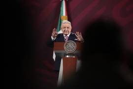 López Obrador aseguró que le da mucho gusto que se le entrega la Medalla Belisario Domínguez a la escritora Elena Poniatowska, pero no asiste a esos actos porque hay muchas agresiones.