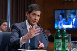 Kevin Warsh en su audiencia en el Congreso sobre su nominación para ser presidente de la Reserva Federal de Estados Unidos, en Washington el 21 de abril del 2026.