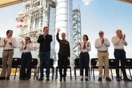 Agradeció el trabajo de las y los trabajadores de la CFE, a quienes reconoció por su entrega durante contingencias provocadas por fenómenos naturales.