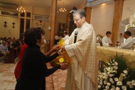 El 17 de noviembre de 2025, el sacerdote Humberto González Galindo, rector del templo del Padre Nuestro, celebró sus 97 años de vida.