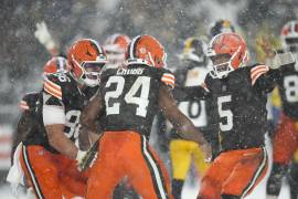 El corredor de los Browns aseguró la victoria con una jugada decisiva en los instantes finales del partido.